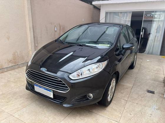 FORD FIESTA 1.6 SE HATCH 16V FLEX 4P POWERSHIFT
